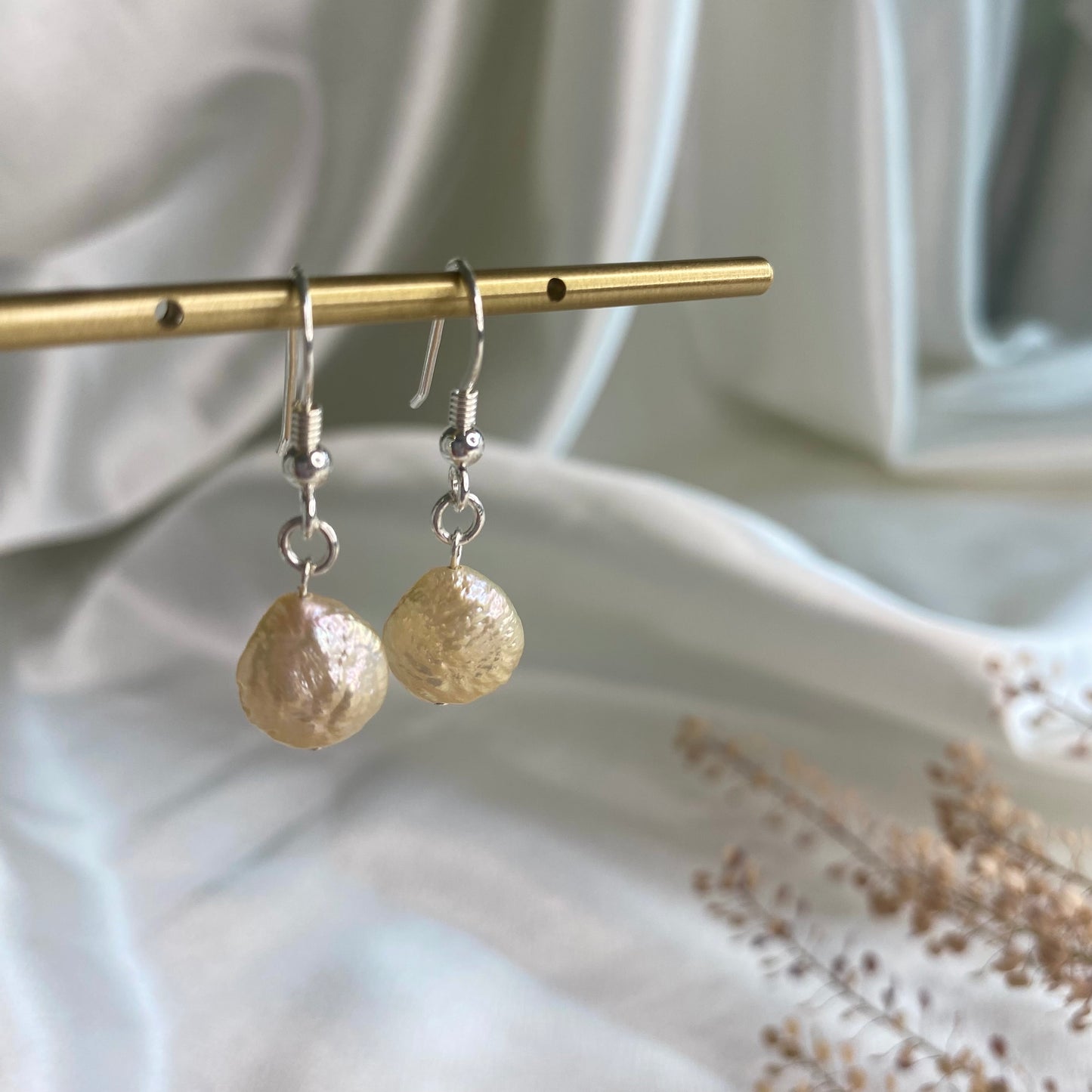Baroque Breeze Earrings - Silver