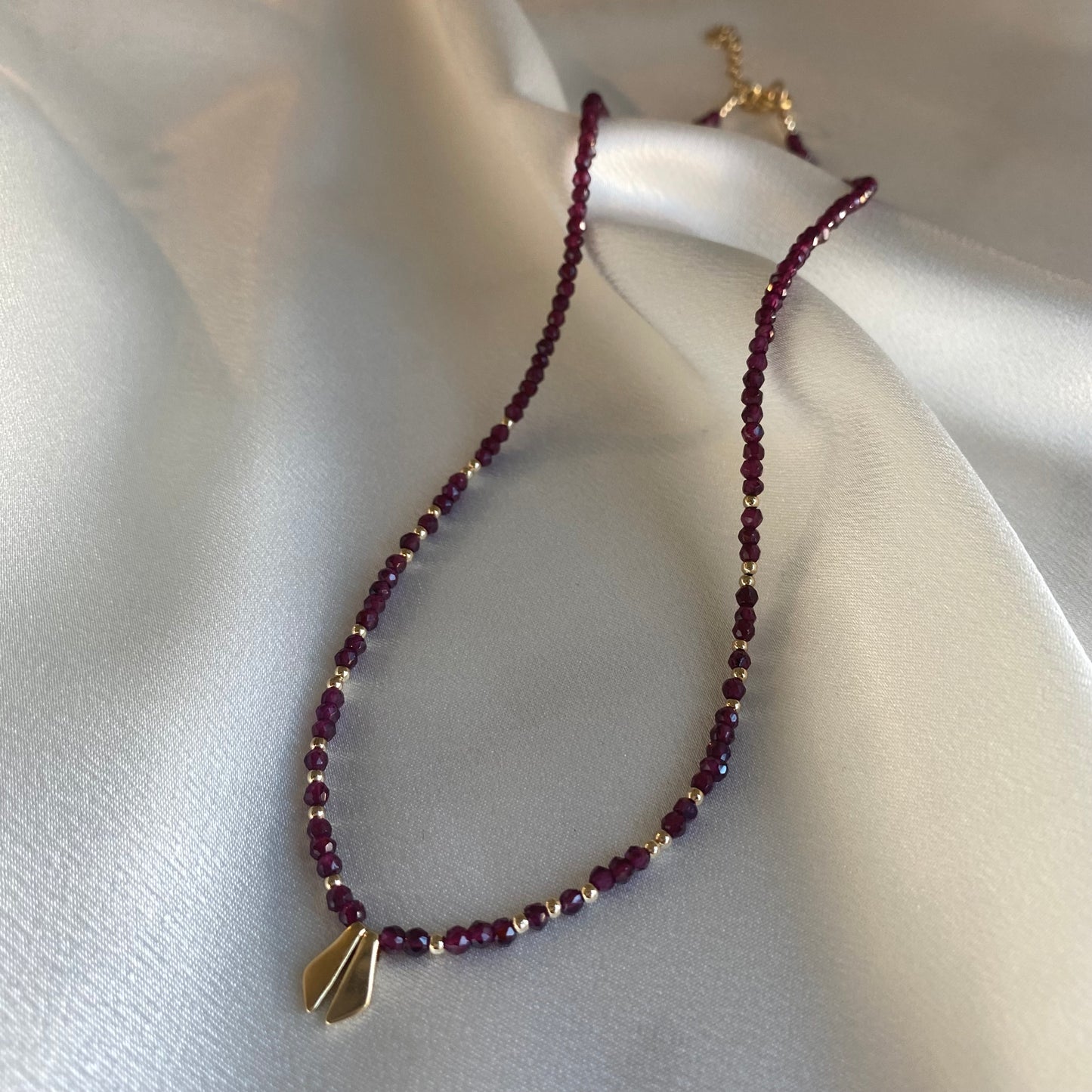Gaia Garnet Necklace – Triangle Pendant