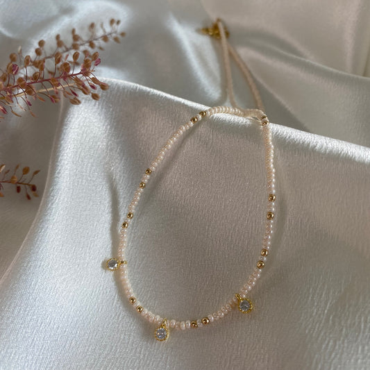 Delicate 3 pendants necklace